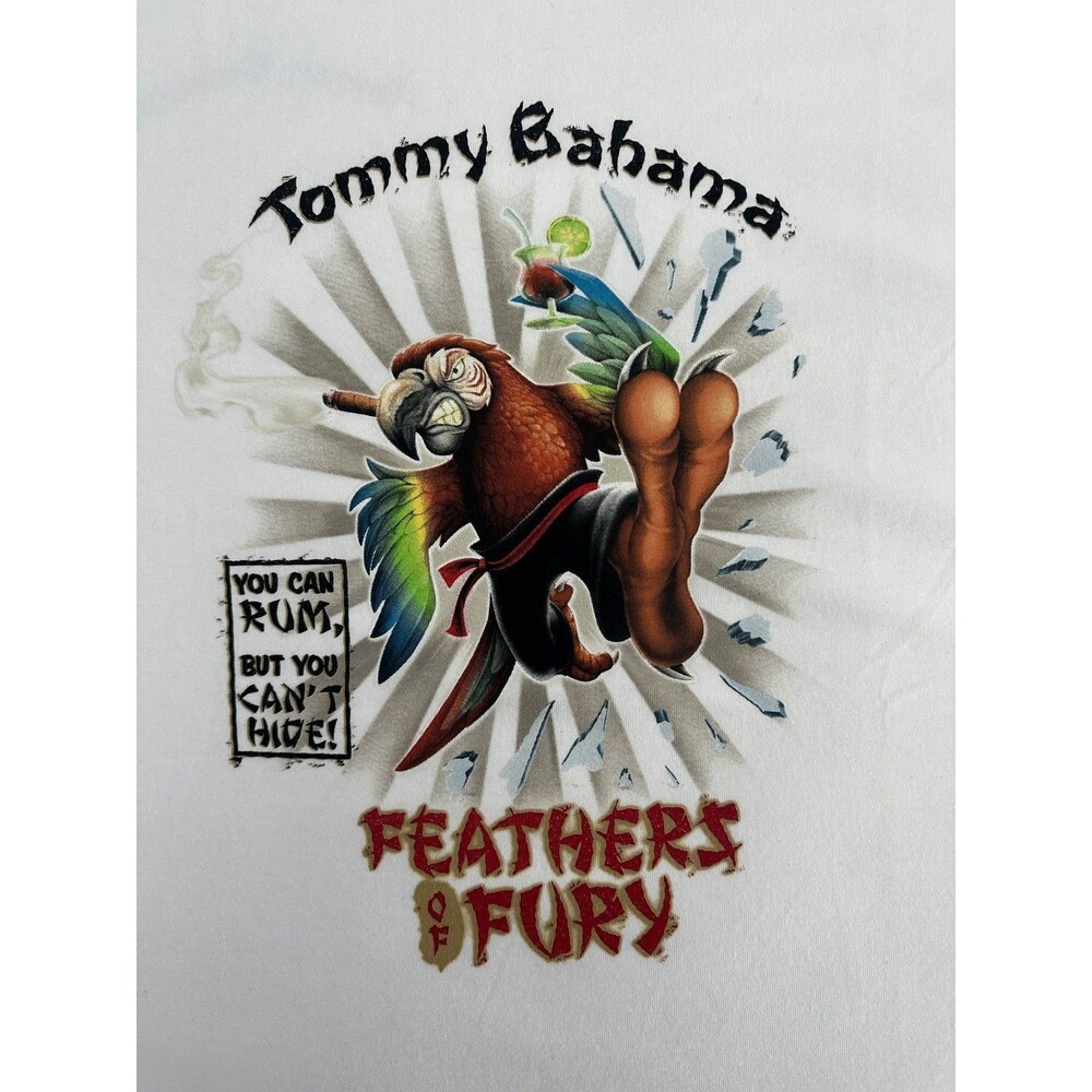 NWT - TOMMY BAHAMA RELAX FEATHERS OF FURY YOU CAN RUM - T-SHIRT -Small